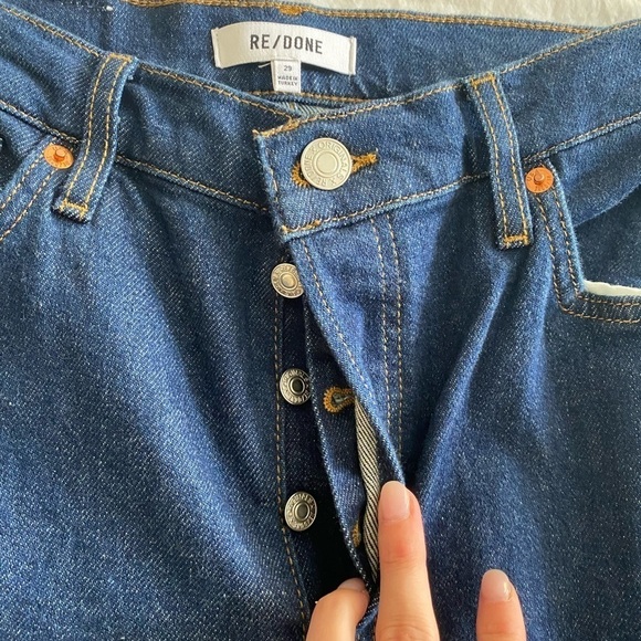 Re/Done- NWT Rigid Like 90s High Rise Loose Dark Denim Jeans - Picture 4 of 9